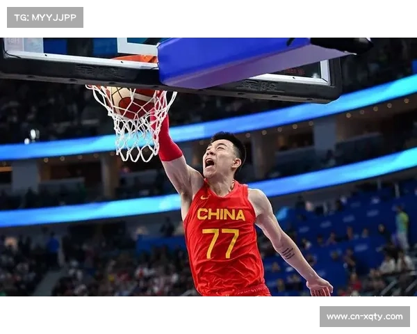 张镇麟模仿付豪投篮姿势，社交媒体趣味视频热传