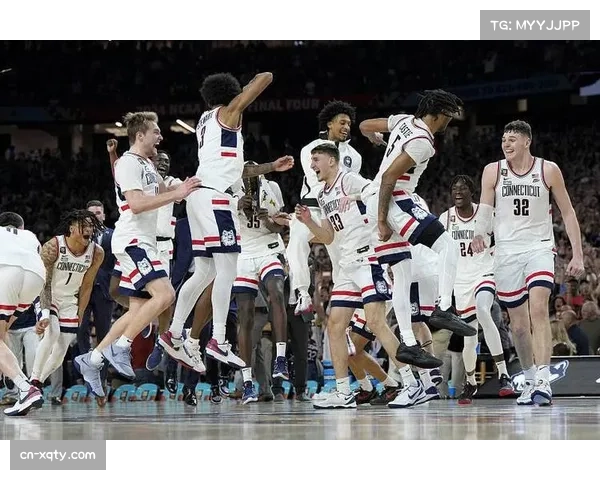 NCAA女子冰球“冻四”总决赛前瞻,卫冕冠军威斯康辛大学对阵俄亥俄州立